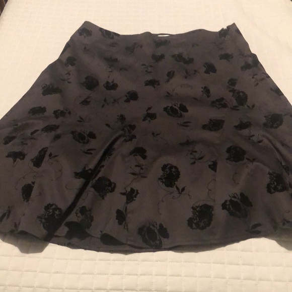 Dynamite skirt - Picture 3 of 3